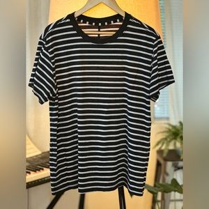 Lululemon All Yours Tee Short Sleeve size 6